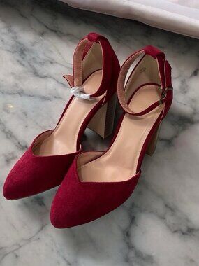 Red Velvet Block Heel Ankle Strap Pumps Size 5.5 Coquette Holiday Party Shoe
